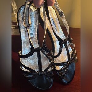 La CANADIENNE Italian black patent leather sandal Size 6